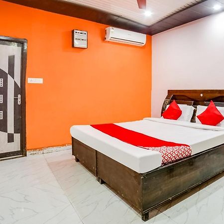 Oyo 70288 Happy Dhaba Hotel Sonipat Bagian luar foto