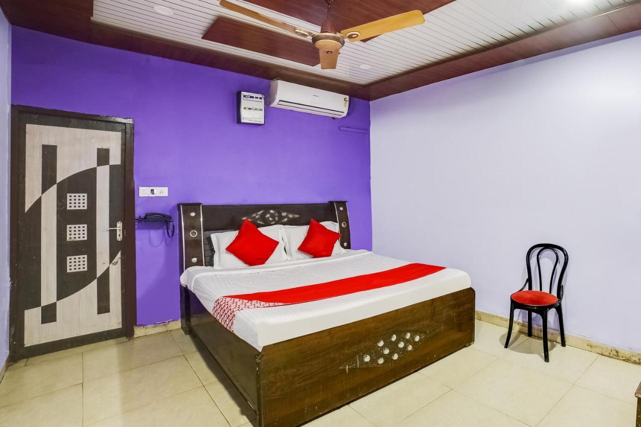 Oyo 70288 Happy Dhaba Hotel Sonipat Bagian luar foto
