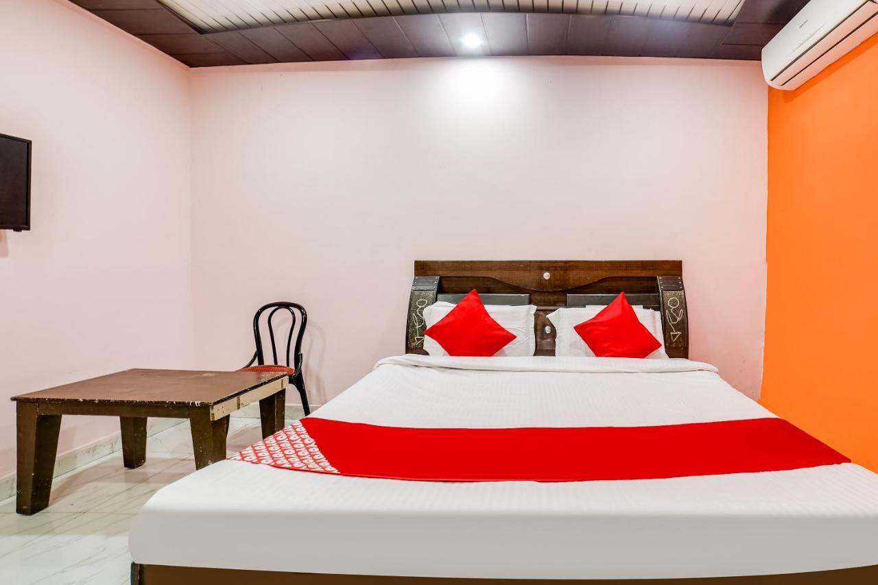 Oyo 70288 Happy Dhaba Hotel Sonipat Bagian luar foto