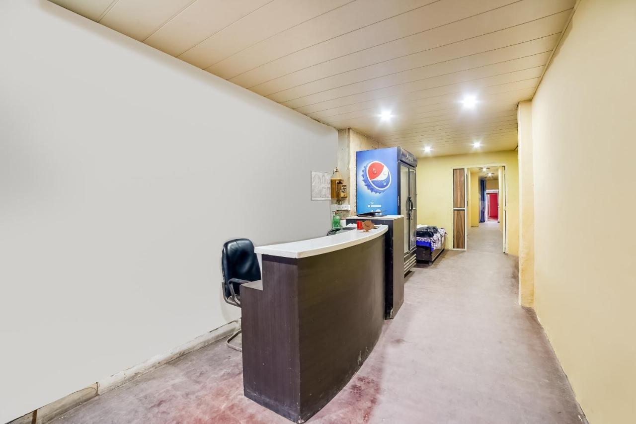 Oyo 70288 Happy Dhaba Hotel Sonipat Bagian luar foto